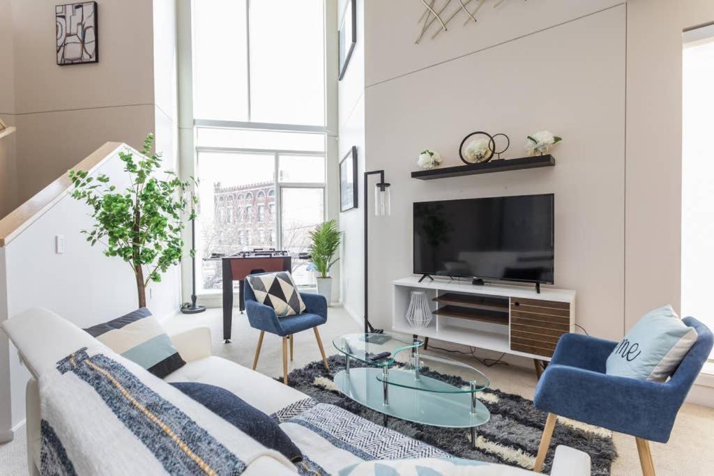 Upscale 3Br Penthouse By Cozysuites إنديانابوليس المظهر الخارجي الصورة